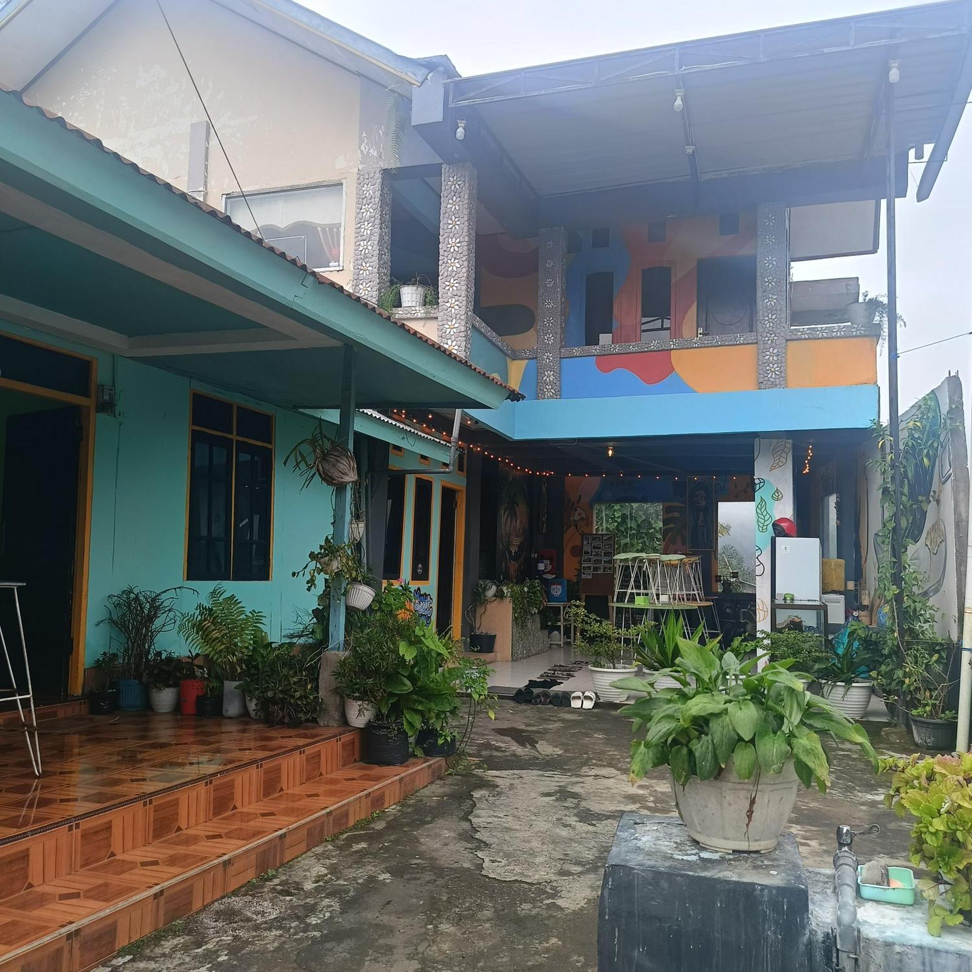Kristian Homestay Bajawa Exterior foto